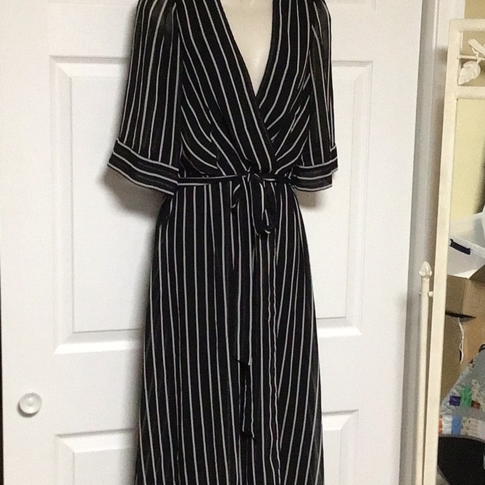 Gabby Skye dress
